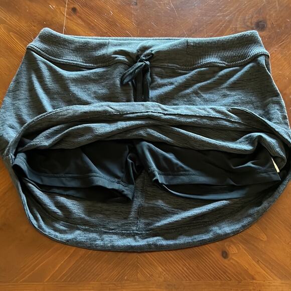 Z by Zobha Woman Size L Gray Marled Knit Skort Sporty Mini Athleisure - Picture 3 of 9